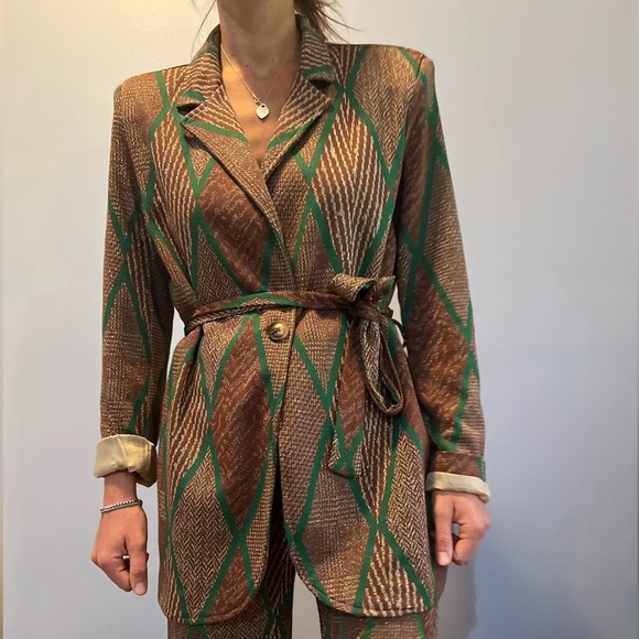 Patterned two piece - Picture 3 of 5